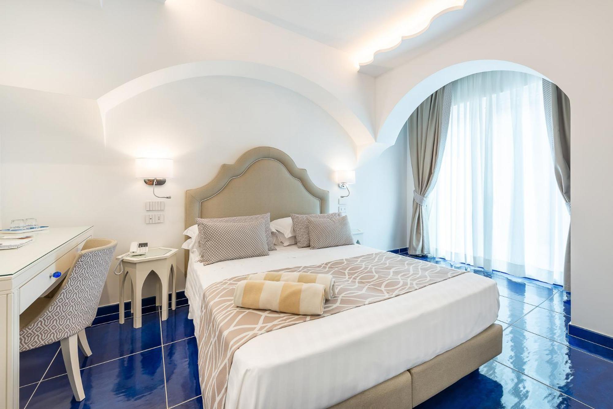 Hotel Corallo Blu De Charme - Sea & Access 4*